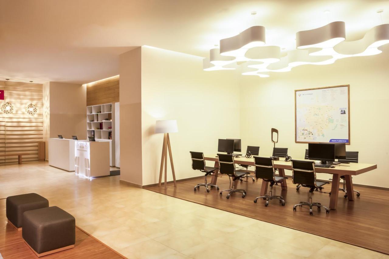 Fiesta Inn Celaya Galerias Extérieur photo