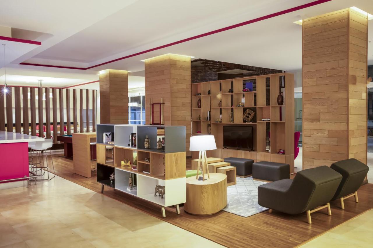 Fiesta Inn Celaya Galerias Extérieur photo