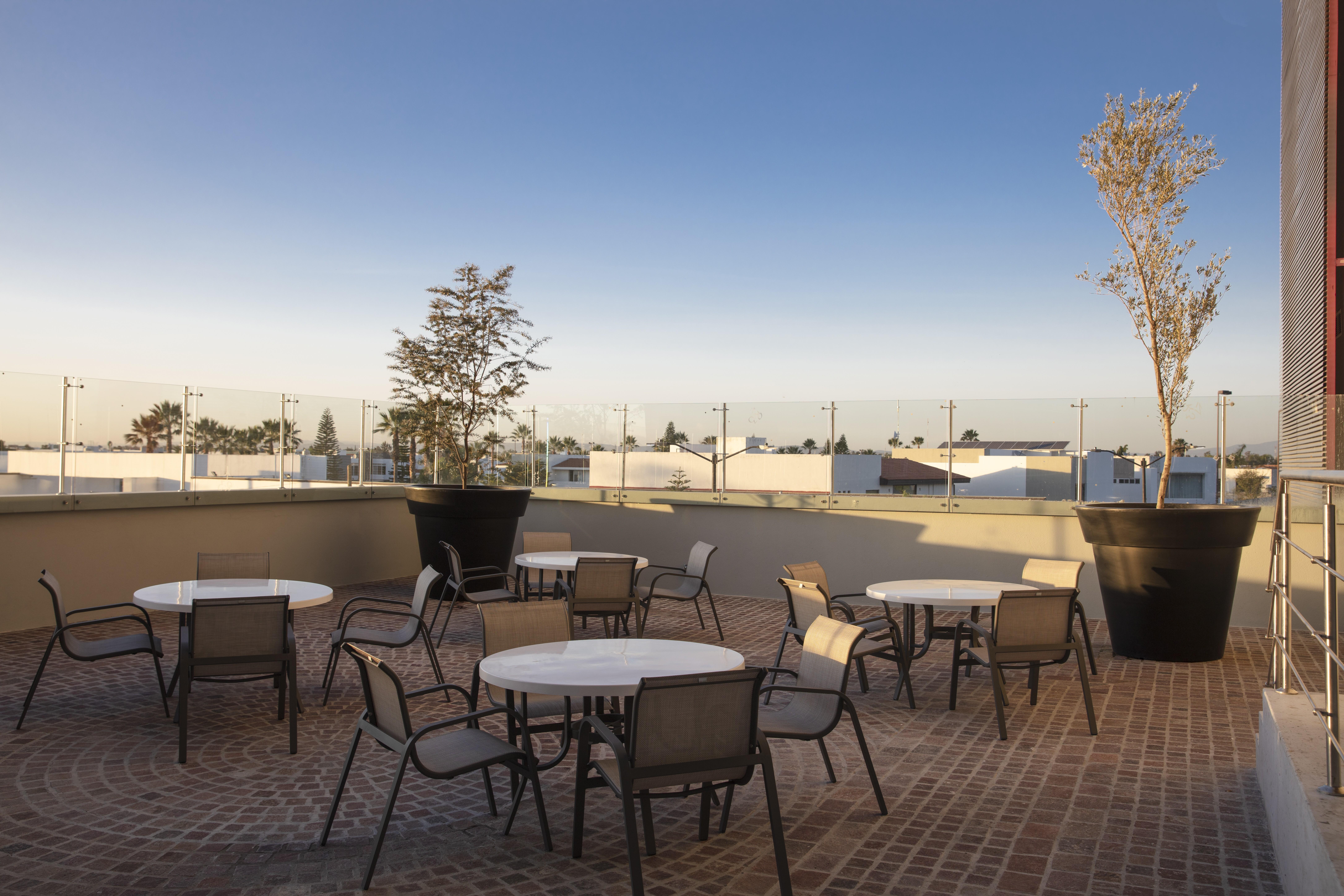 Fiesta Inn Celaya Galerias Extérieur photo